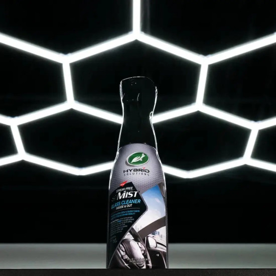 Turtle Wax Hybrid Solutions® Streak-Free Mist Car Glass Cleaner Inside & Out 591ml